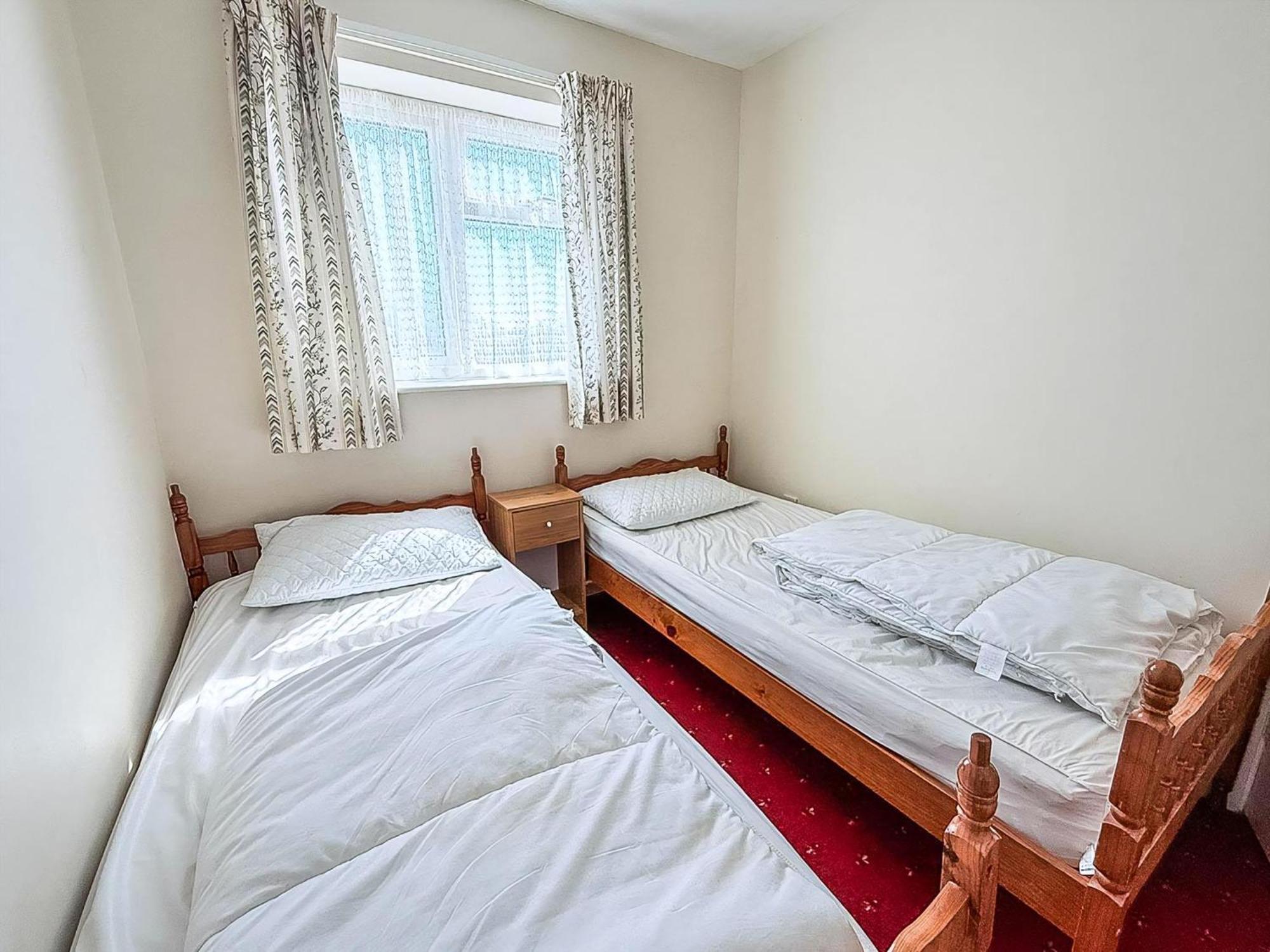Great 3 Bedroom Chalet To Hire With In Hemsby, Great Seaside Break! Ref 18194B Exterior foto